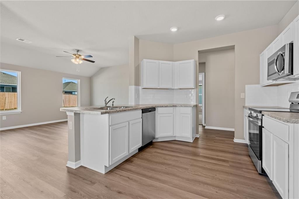 20260 W 194th Street — photo 10