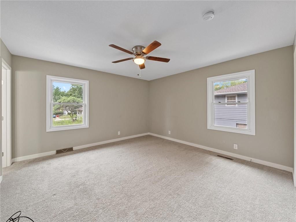 815 SE 12th Street — photo 18