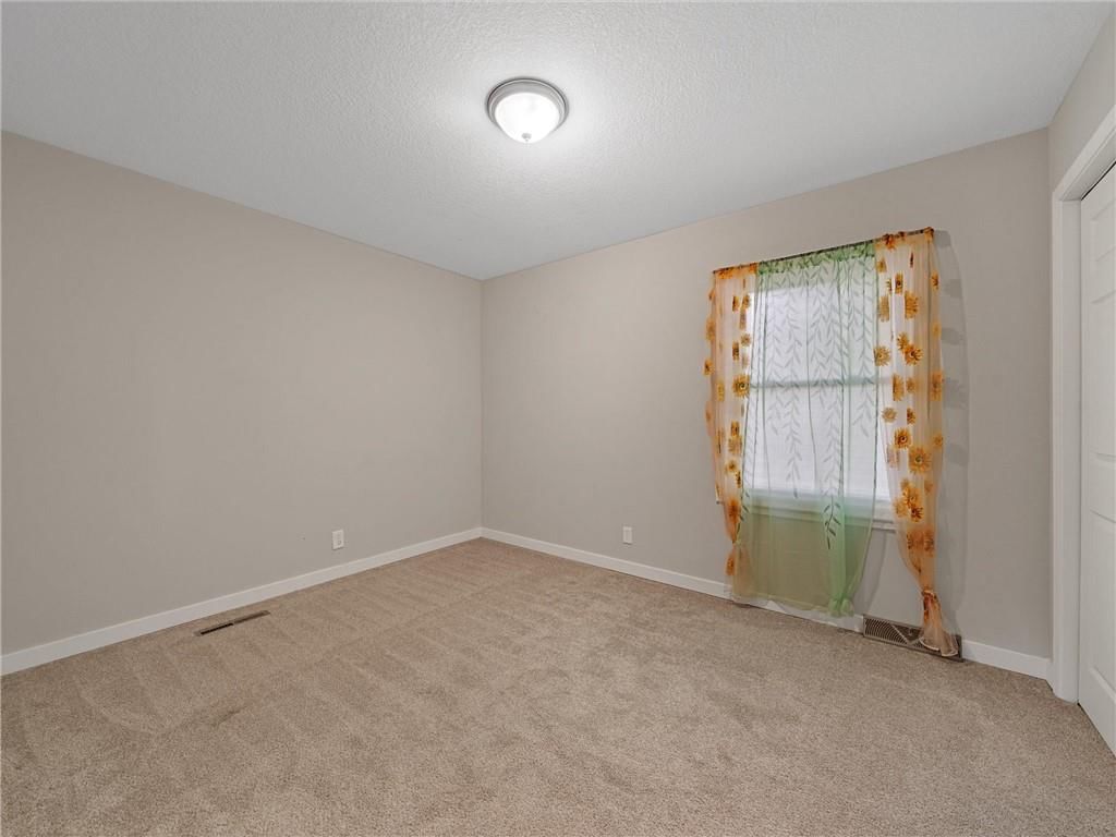 815 SE 12th Street — photo 24
