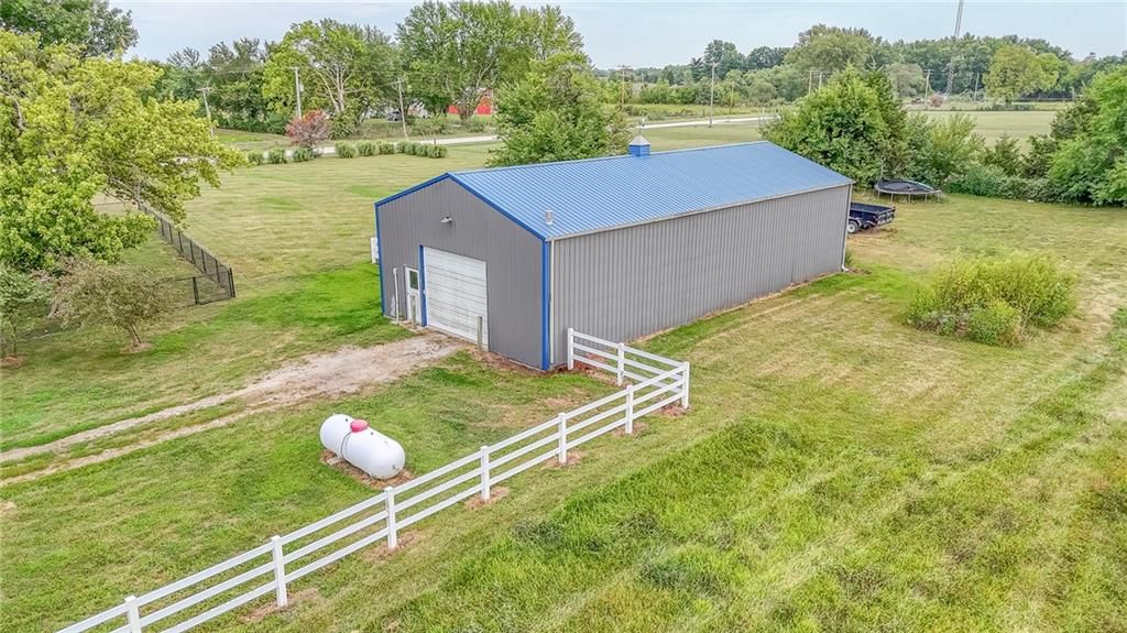 414 SW 1201st Road — photo 3