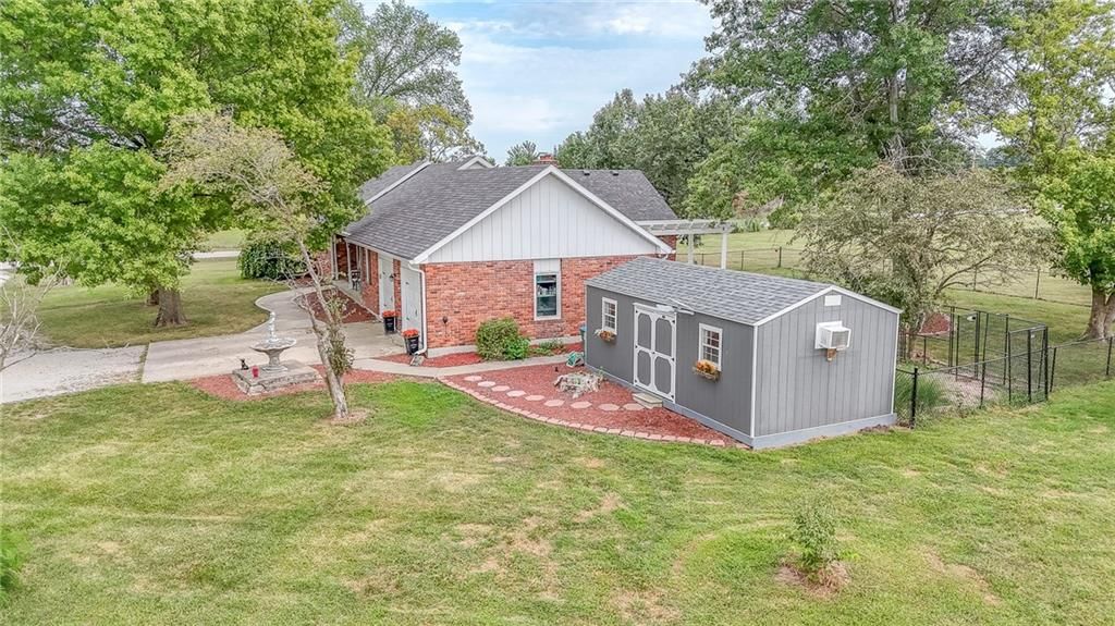 414 SW 1201st Road — photo 47