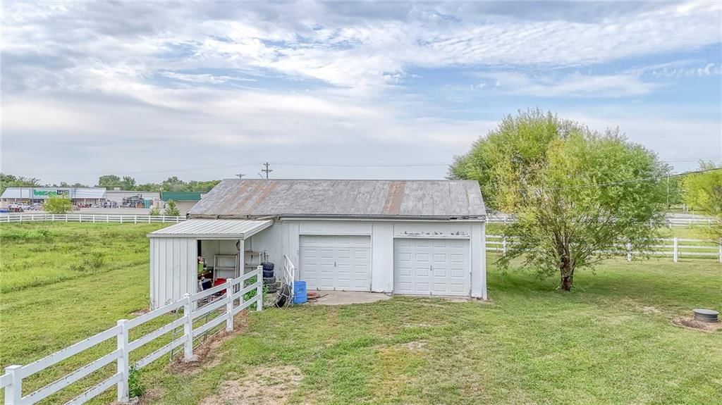 414 SW 1201st Road — photo 50