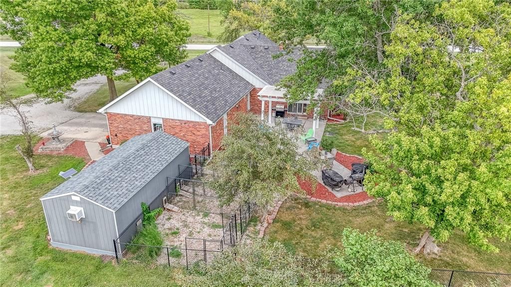 414 SW 1201st Road — photo 58