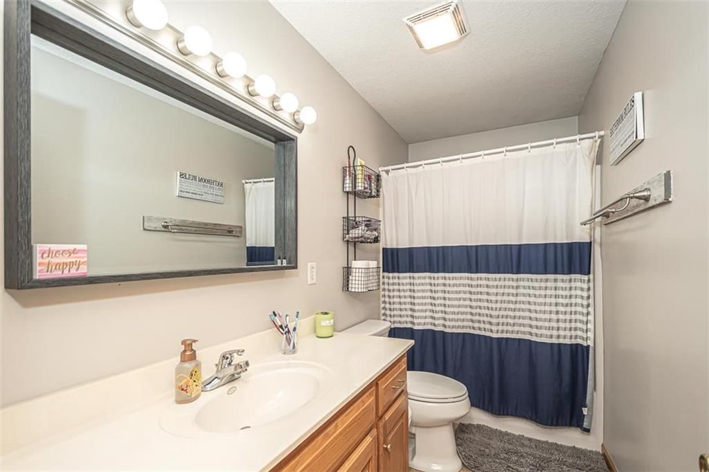 1002 Lisa Court — photo 29