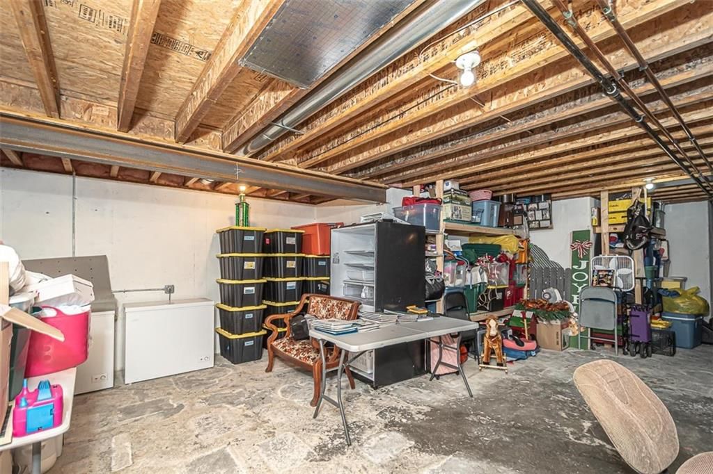 1002 Lisa Court — photo 34