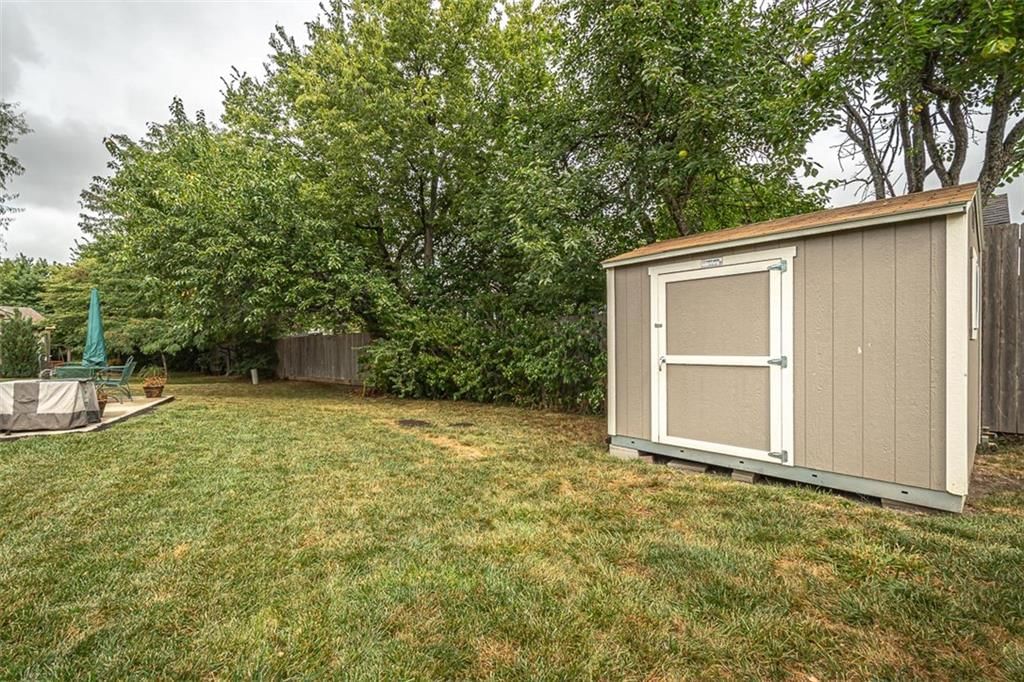 1002 Lisa Court — photo 42