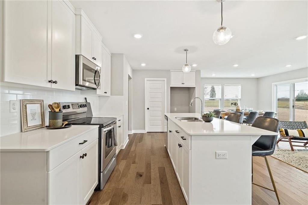 8713 SW Edgewater Drive — photo 7