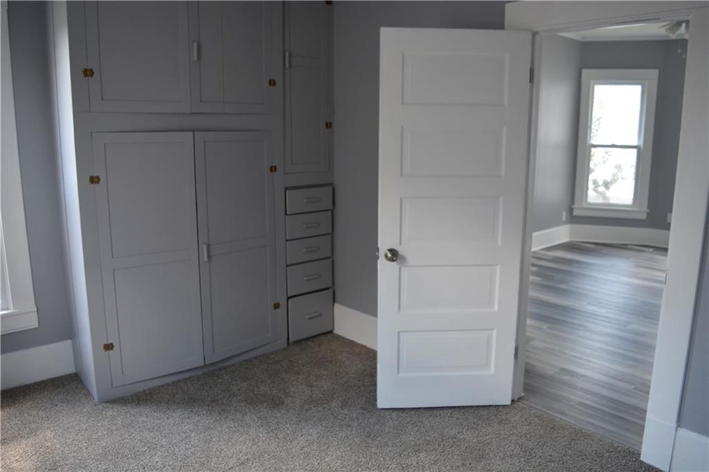 313 E Washington Street — photo 12