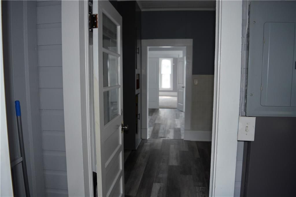 313 E Washington Street — photo 29