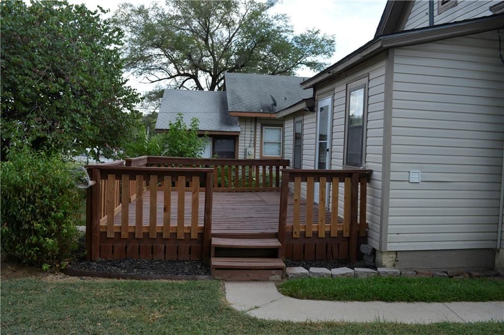 313 E Washington Street — photo 6