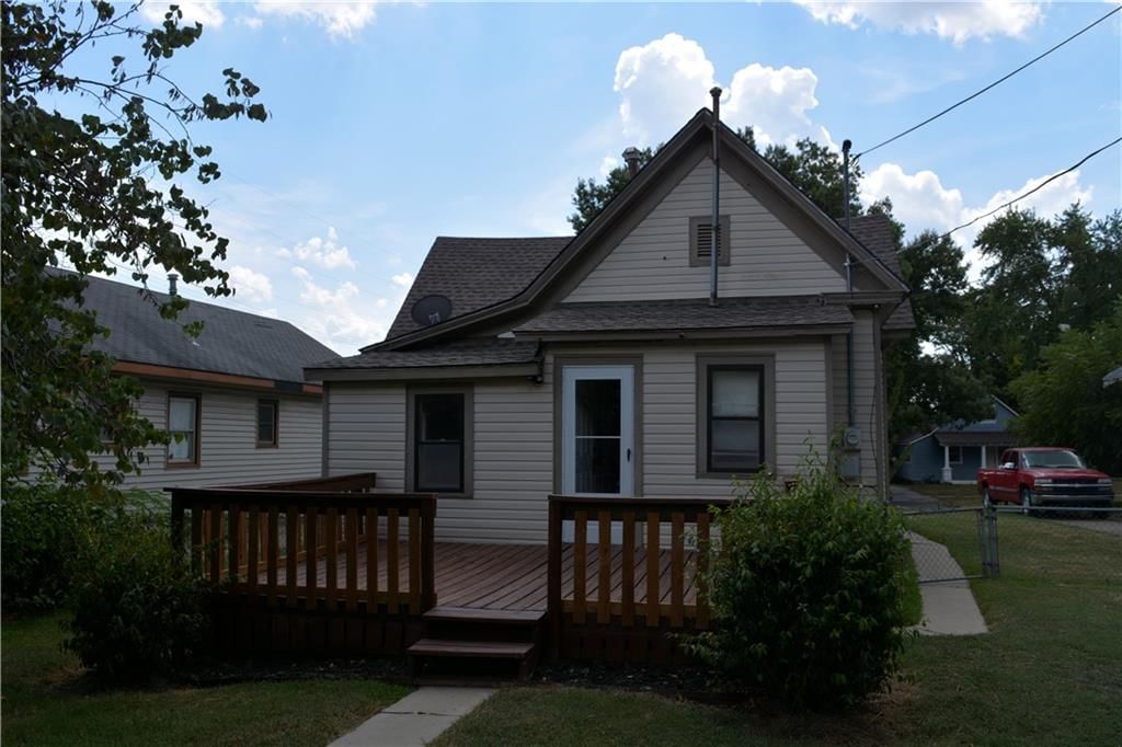 313 E Washington Street — photo 7