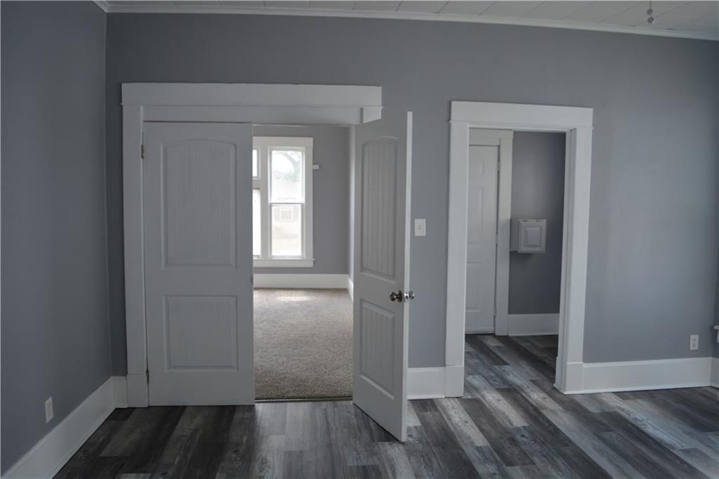 313 E Washington Street — photo 10