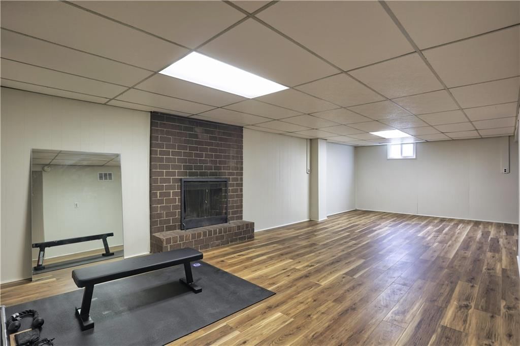 901 S Oak Street — photo 30