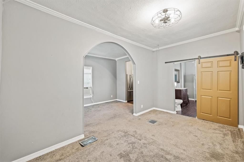 3233 Norton Avenue — photo 10