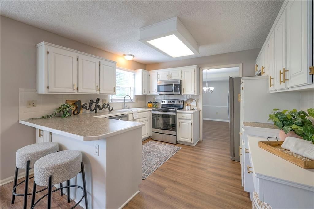918 E Oakview Street — photo 11
