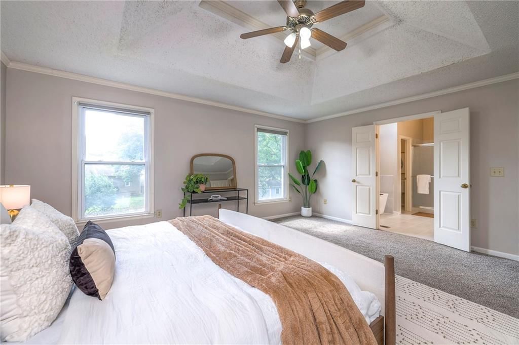 918 E Oakview Street — photo 26