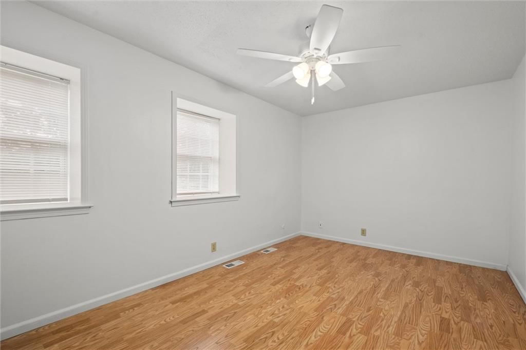 944 Jana Drive — photo 11