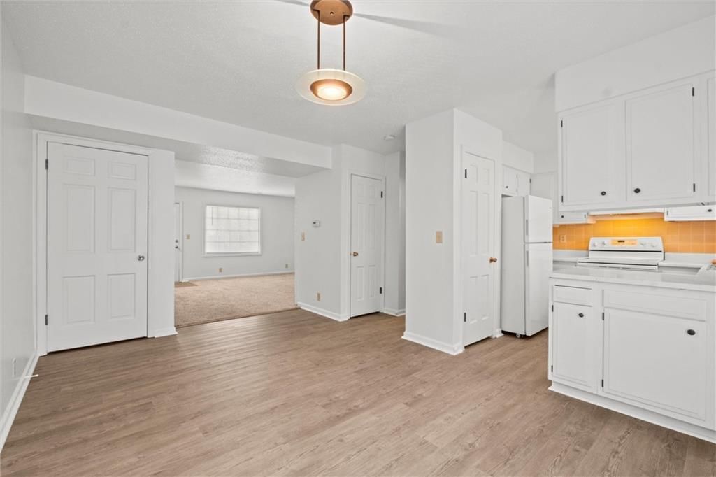 944 Jana Drive — photo 6