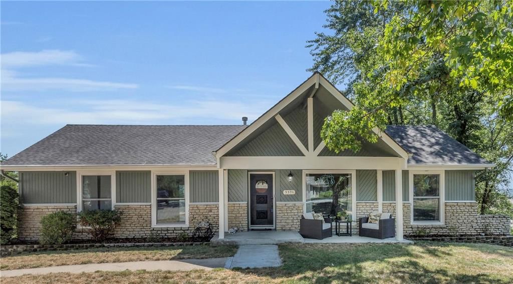 5501 NW Clubhouse Cove, Parkville, MO