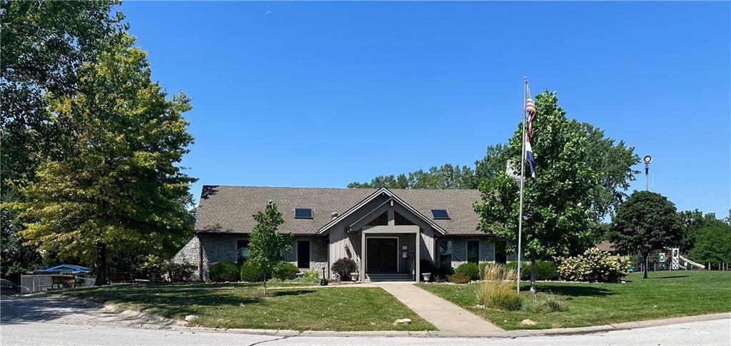 5501 NW Clubhouse Cove — photo 18