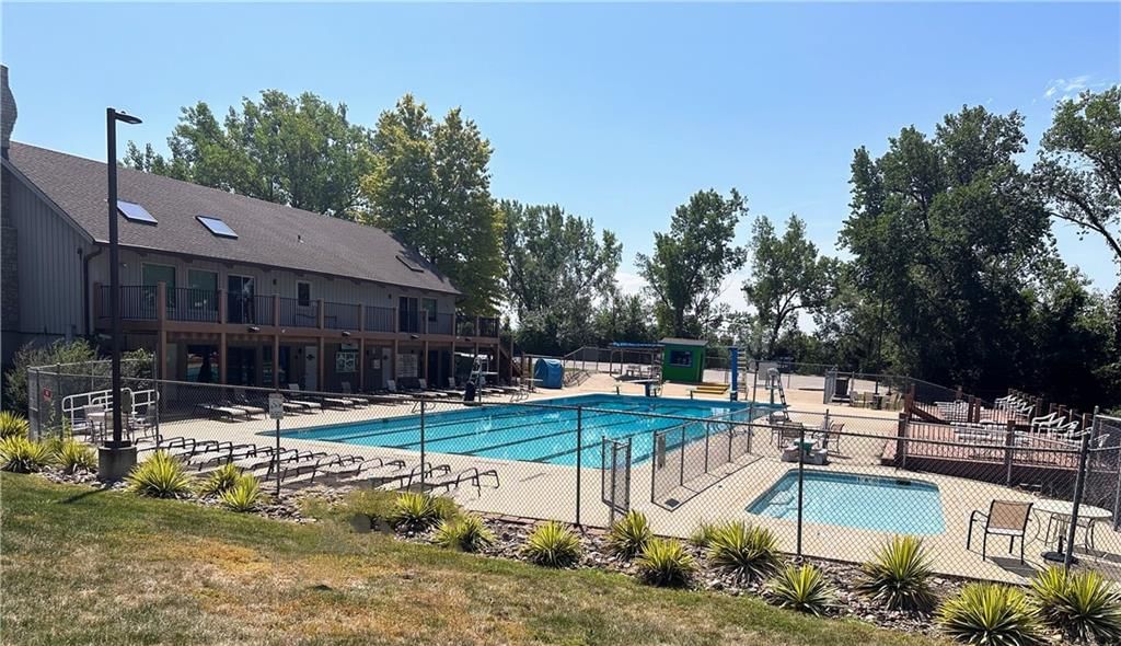 5501 NW Clubhouse Cove — photo 19