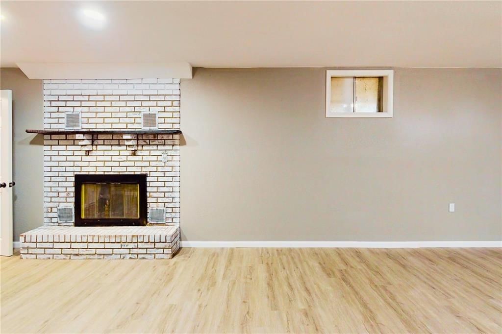 1611 N Ash Street — photo 11