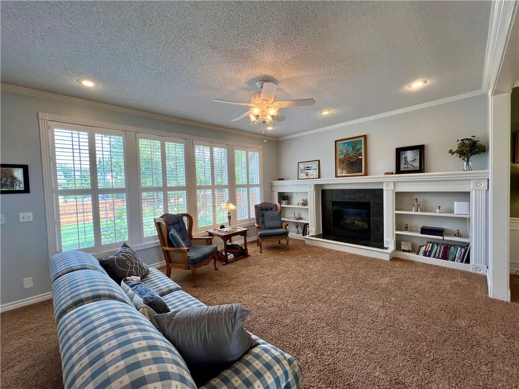18382 W 157th Terrace — photo 9