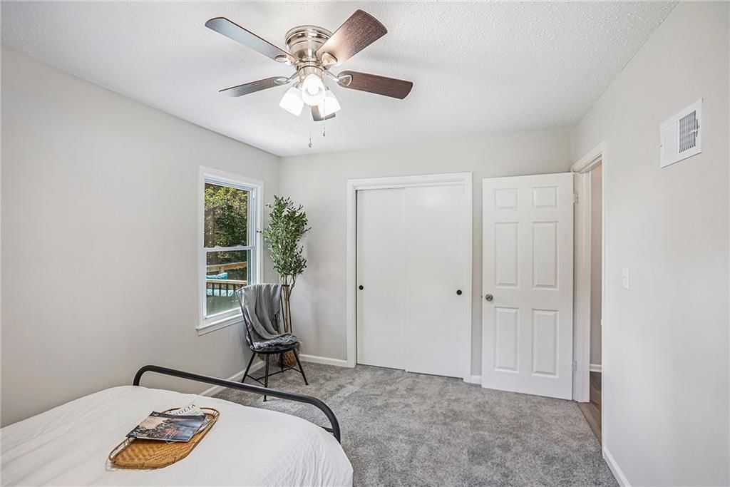 209 SW 4th Street — photo 11