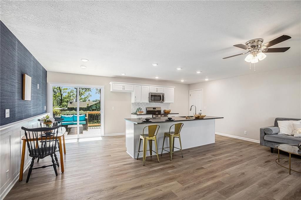 209 SW 4th Street — photo 7