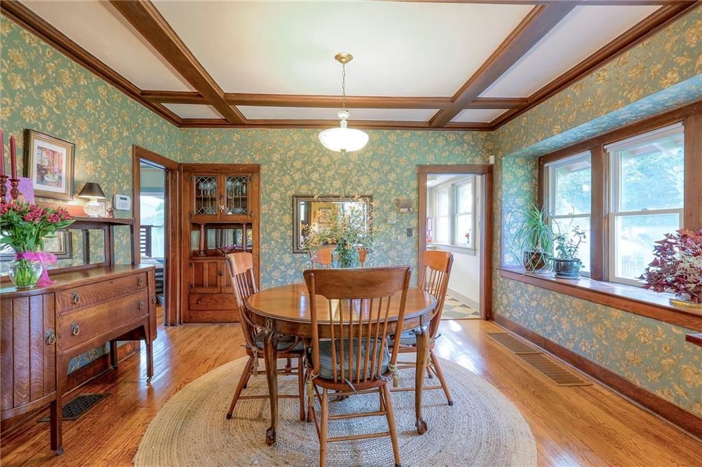 215 S Ash Avenue — photo 9