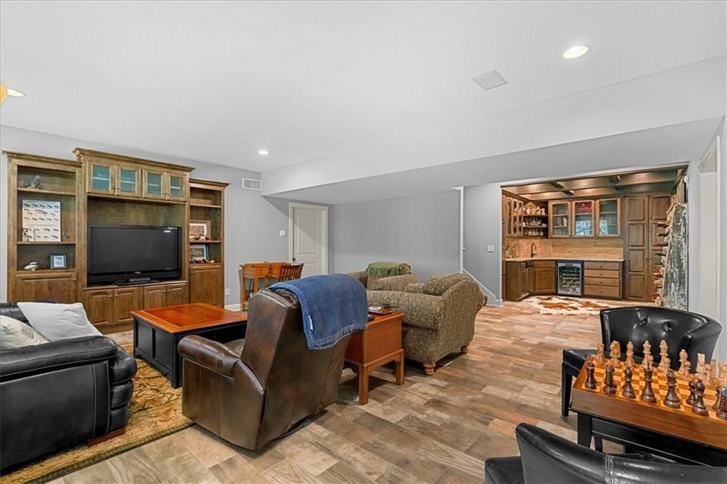 9934 Fountain Circle — photo 31