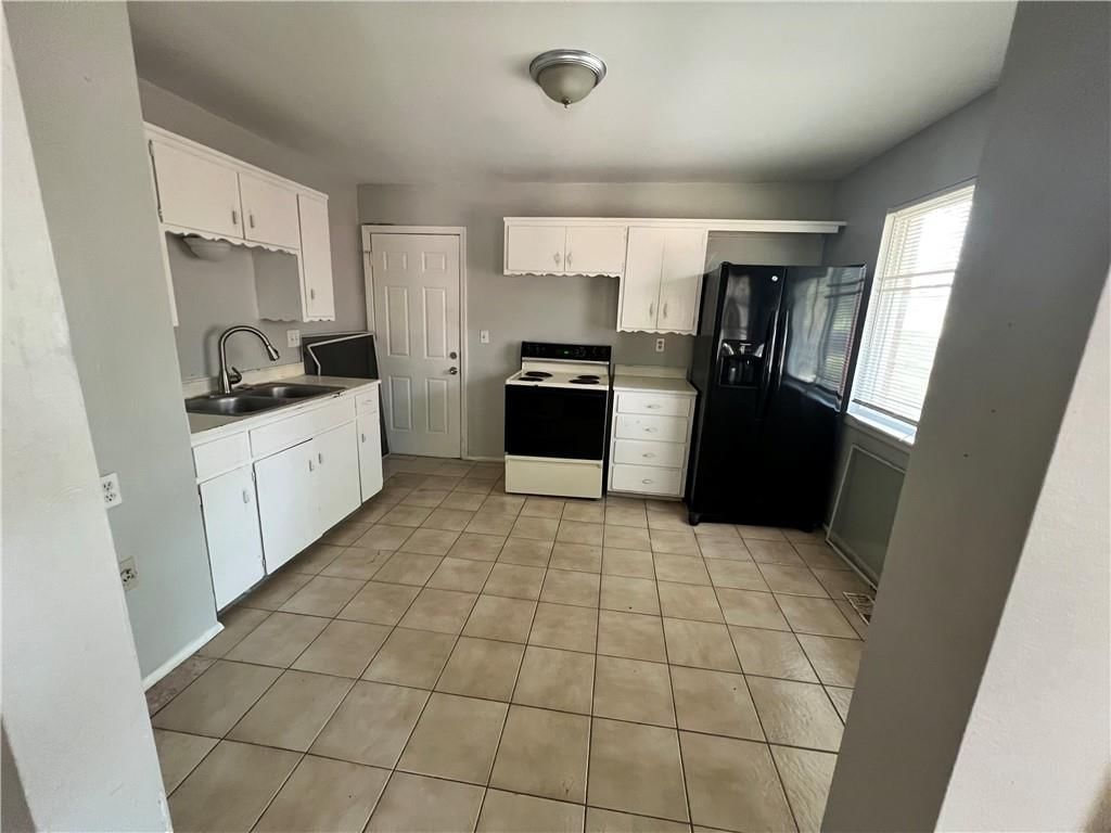 10823 E Westport Road — photo 4