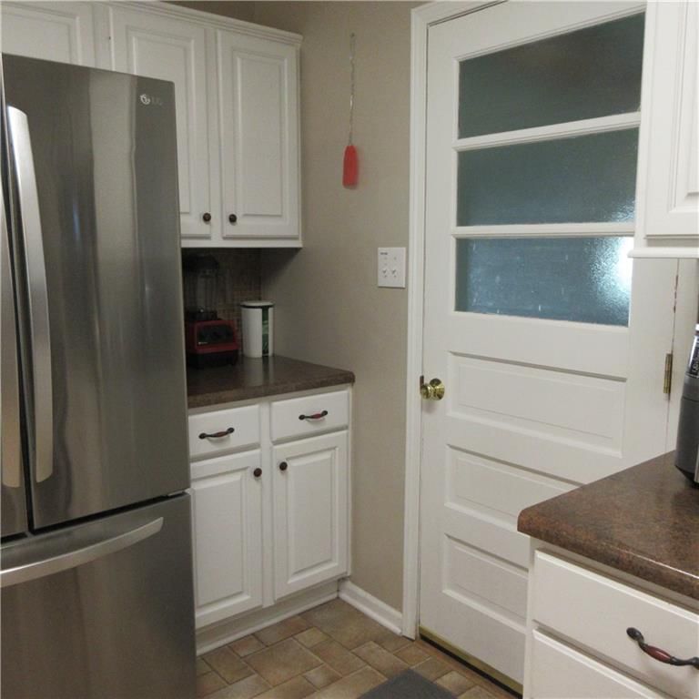 1348 S Oak Street — photo 23