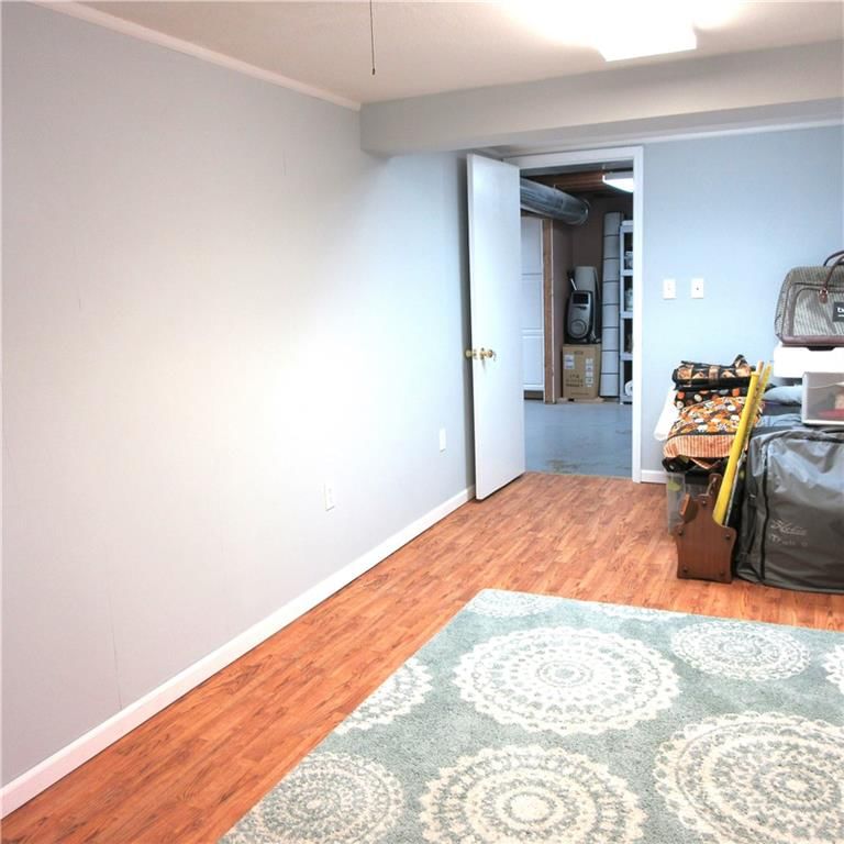 1348 S Oak Street — photo 59