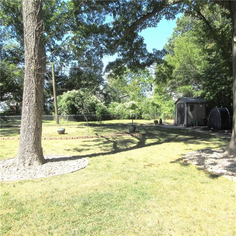 1348 S Oak Street — photo 62