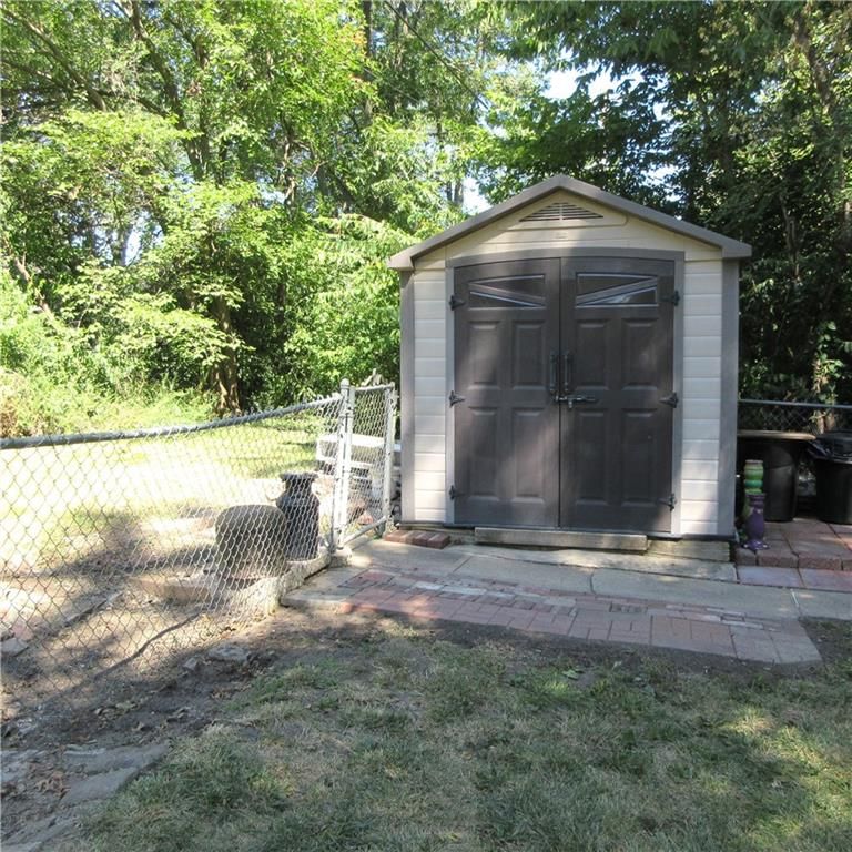 1348 S Oak Street — photo 70