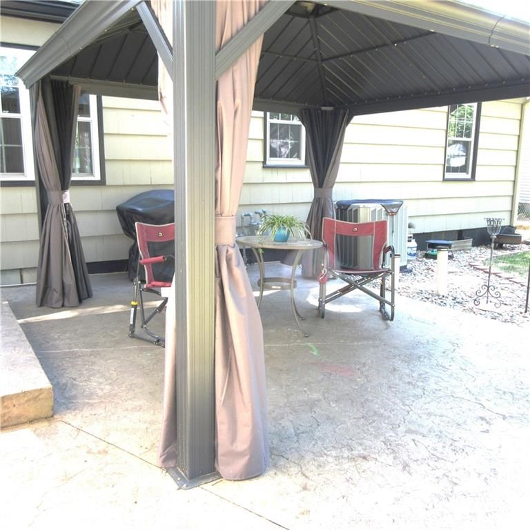 1348 S Oak Street — photo 75