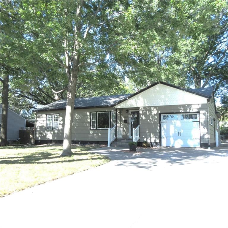 1348 S Oak Street — photo 78