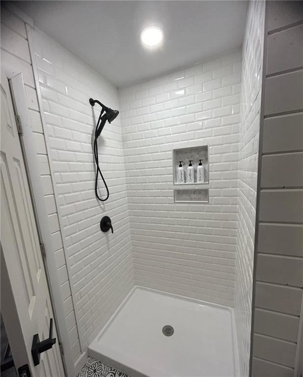 214 Lee Avenue — photo 17