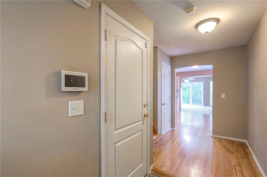 3211 SW Shadow Brook Drive — photo 3
