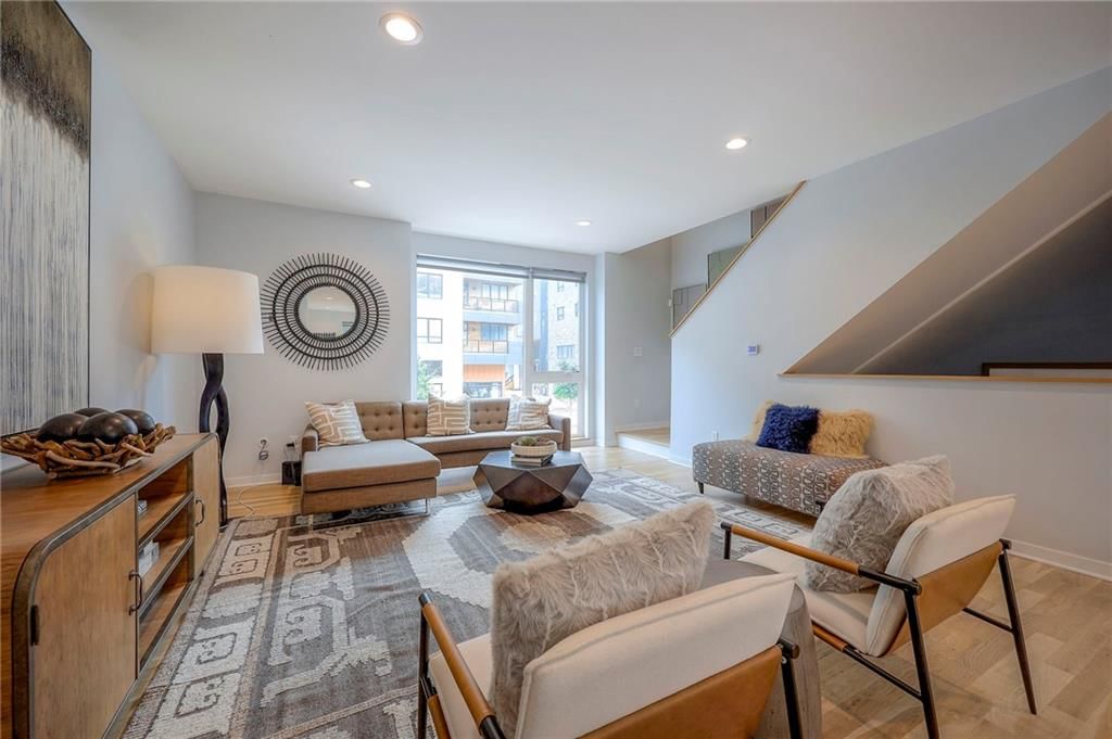 2712 McGee Trafficway — photo 20