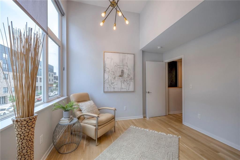 2712 McGee Trafficway — photo 33