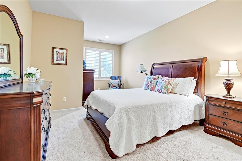 12516 W 164th Street — photo 35
