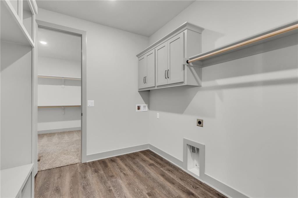 4732 Redwood Street — photo 36
