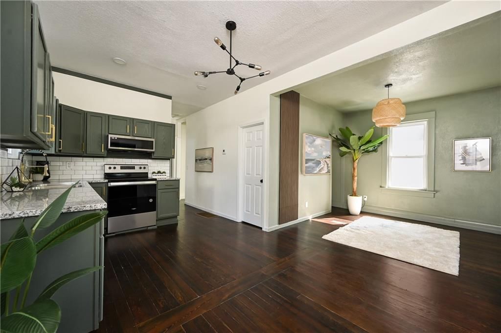 1220 W 41st Street — photo 13