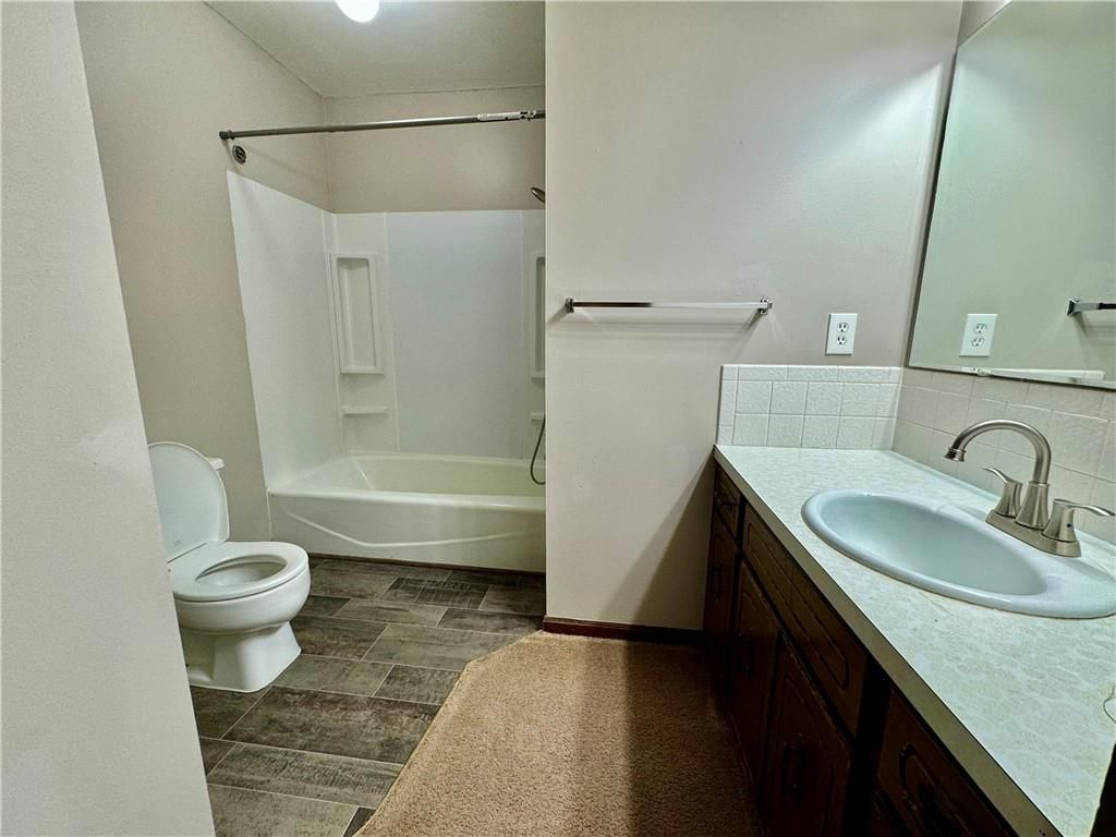 1816 Thornton Street — photo 13