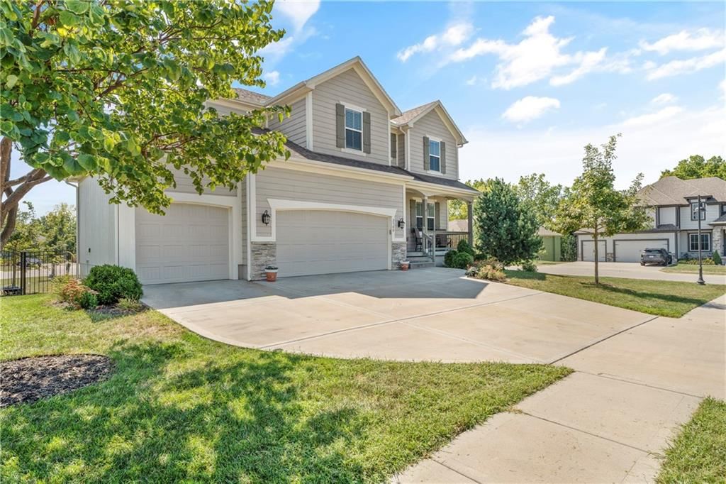 2500 NE Wheatley Drive — photo 2