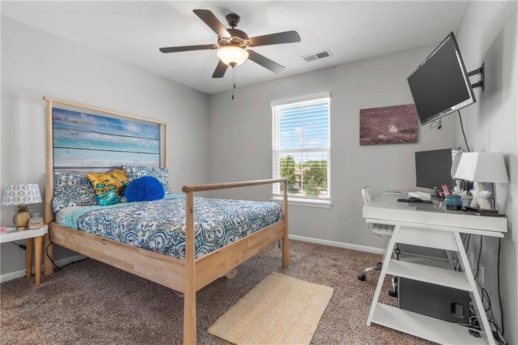 2500 NE Wheatley Drive — photo 28
