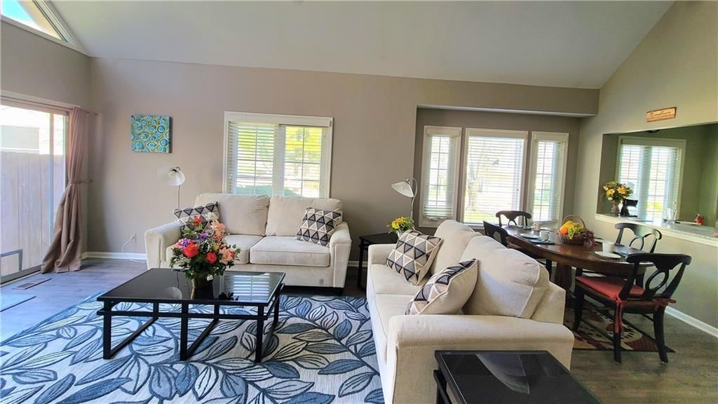 13703 Pembroke Circle — photo 13