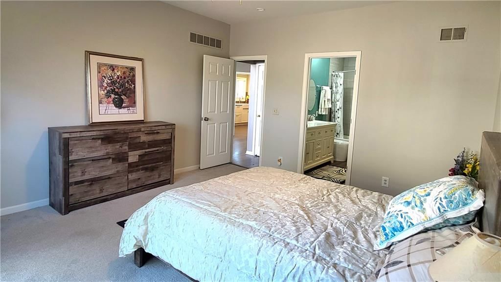 13703 Pembroke Circle — photo 17